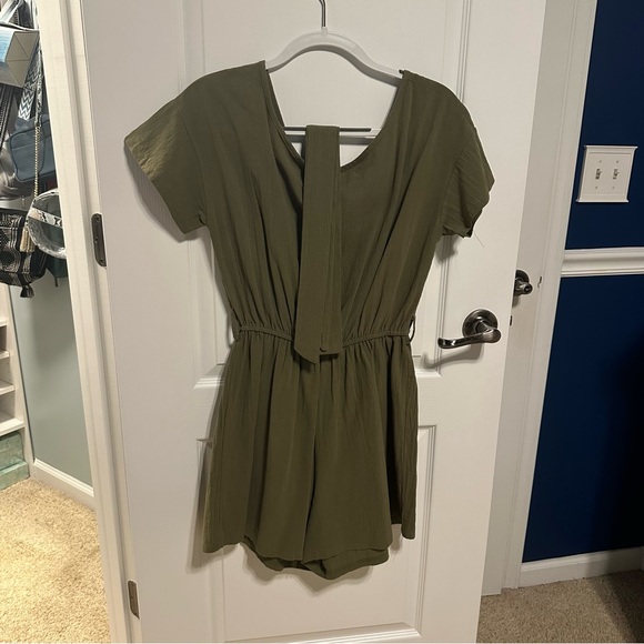 olive green romper - Picture 3 of 3